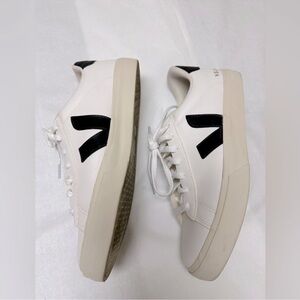 Veja Campo Leather Sneakers